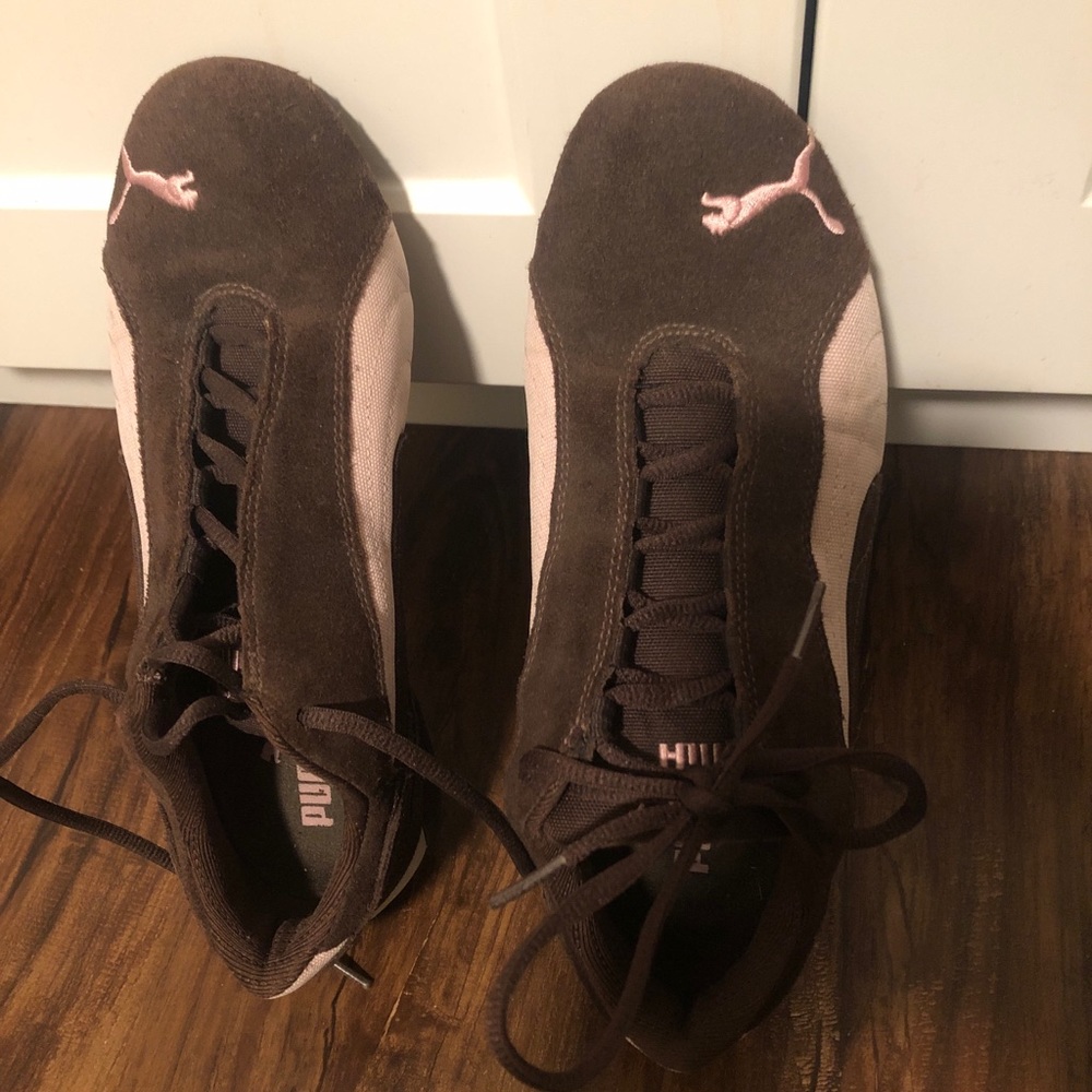 Puma sneakers women’s 10